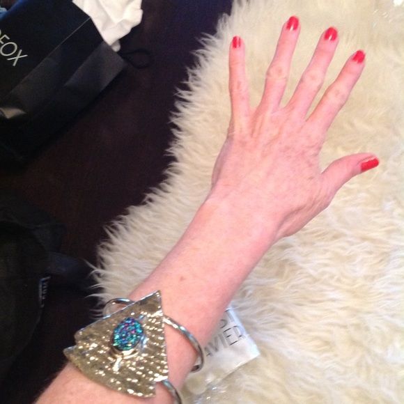 From St Xavier arrowhead Druzy cuff - Picture 4 of 4